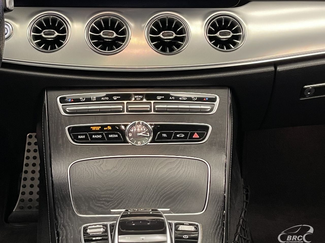 Mercedes-Benz E220 | 14