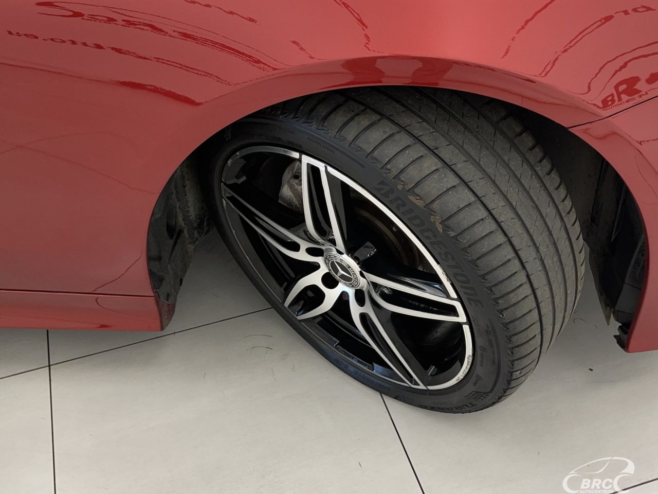 Mercedes-Benz E220 | 43