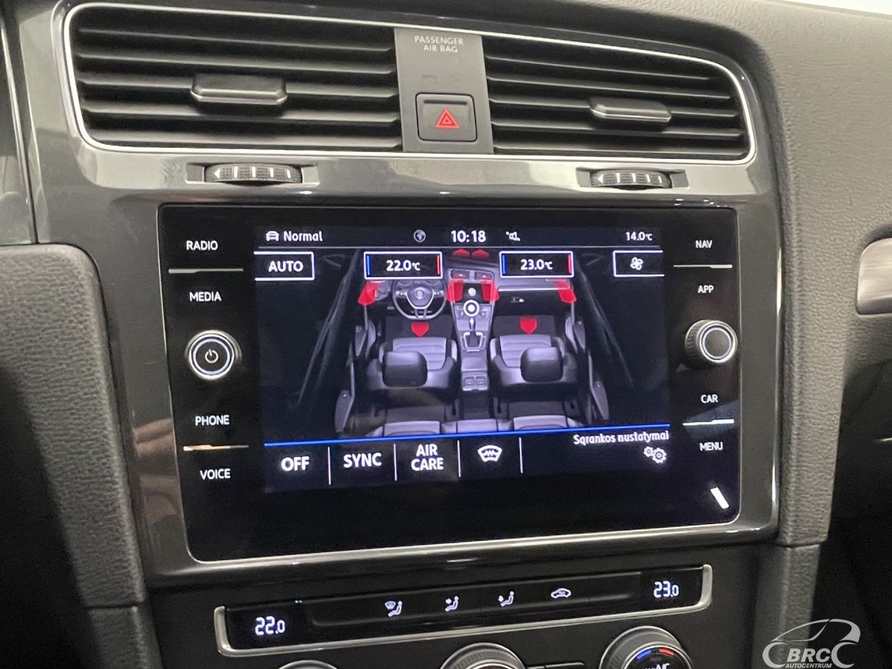 Volkswagen Golf | 39