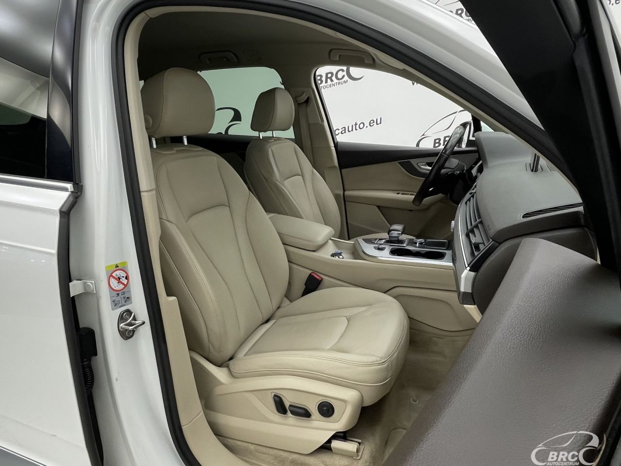 Audi Q7 | 6