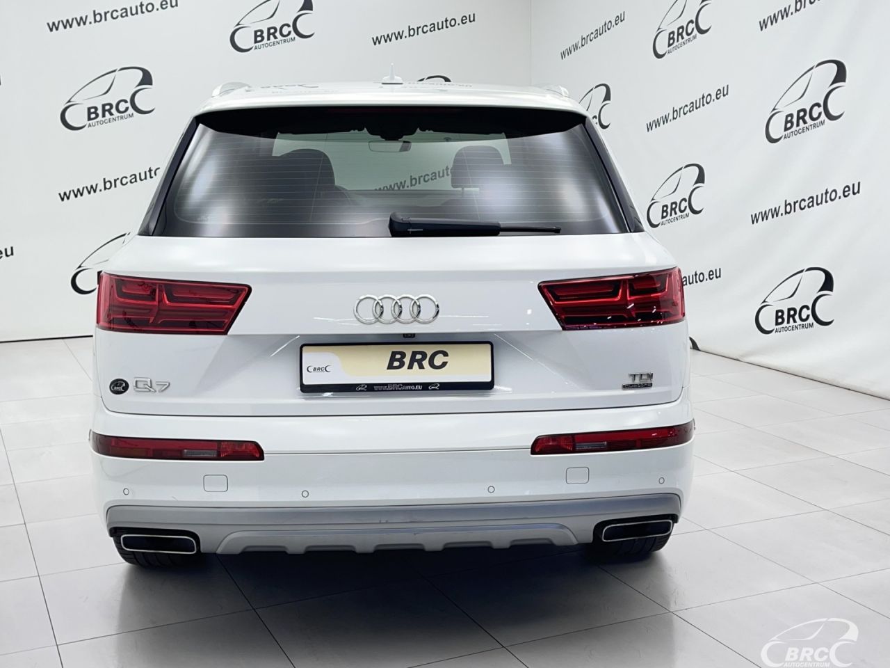 Audi Q7 | 45