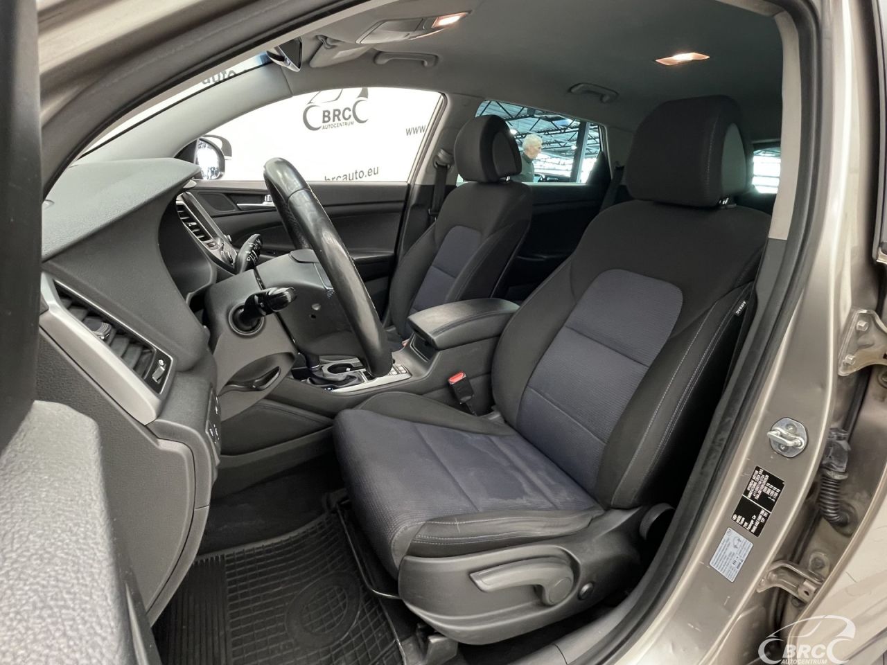 Hyundai Tucson | 23