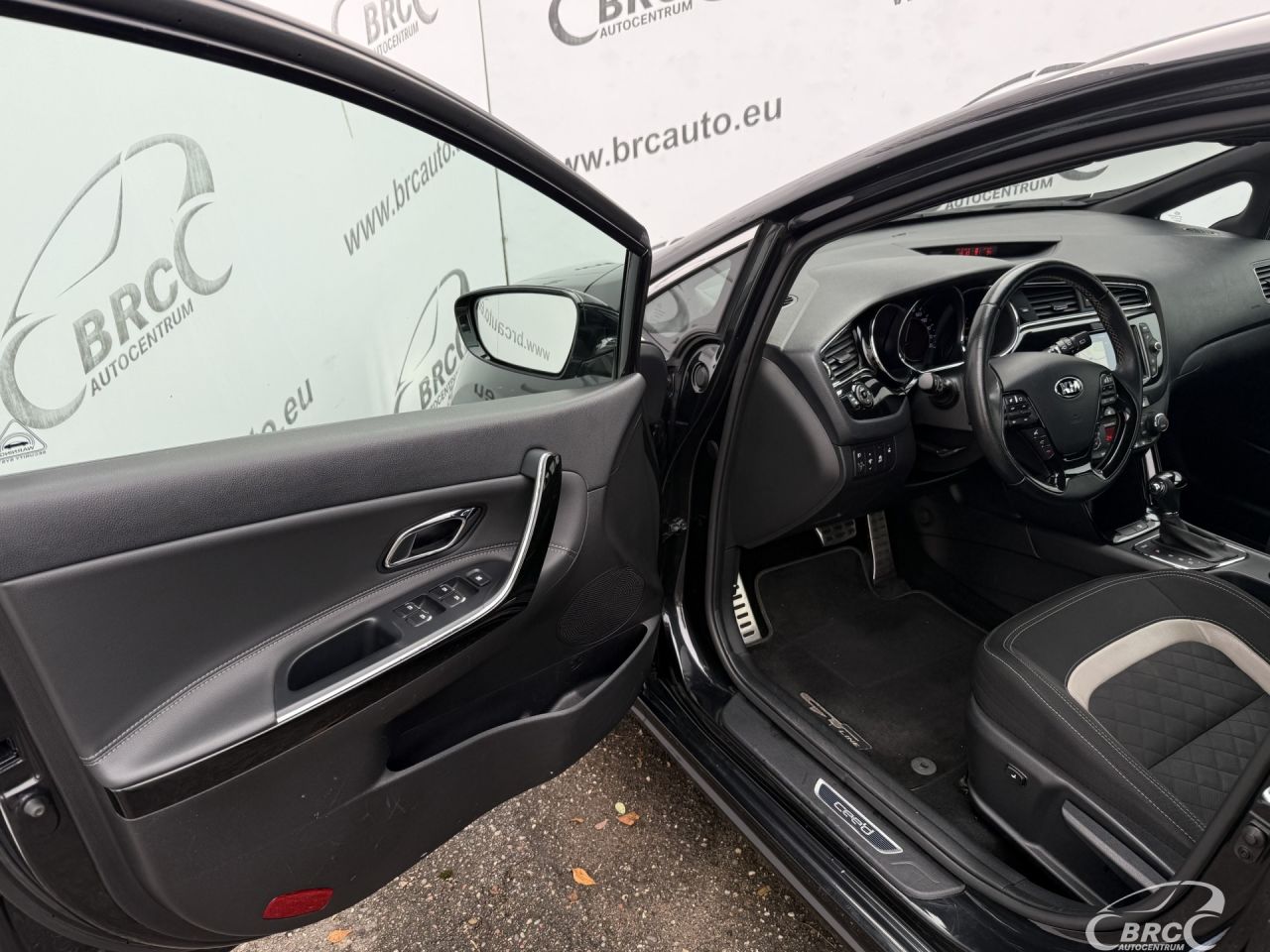 Kia Cee'd | 16