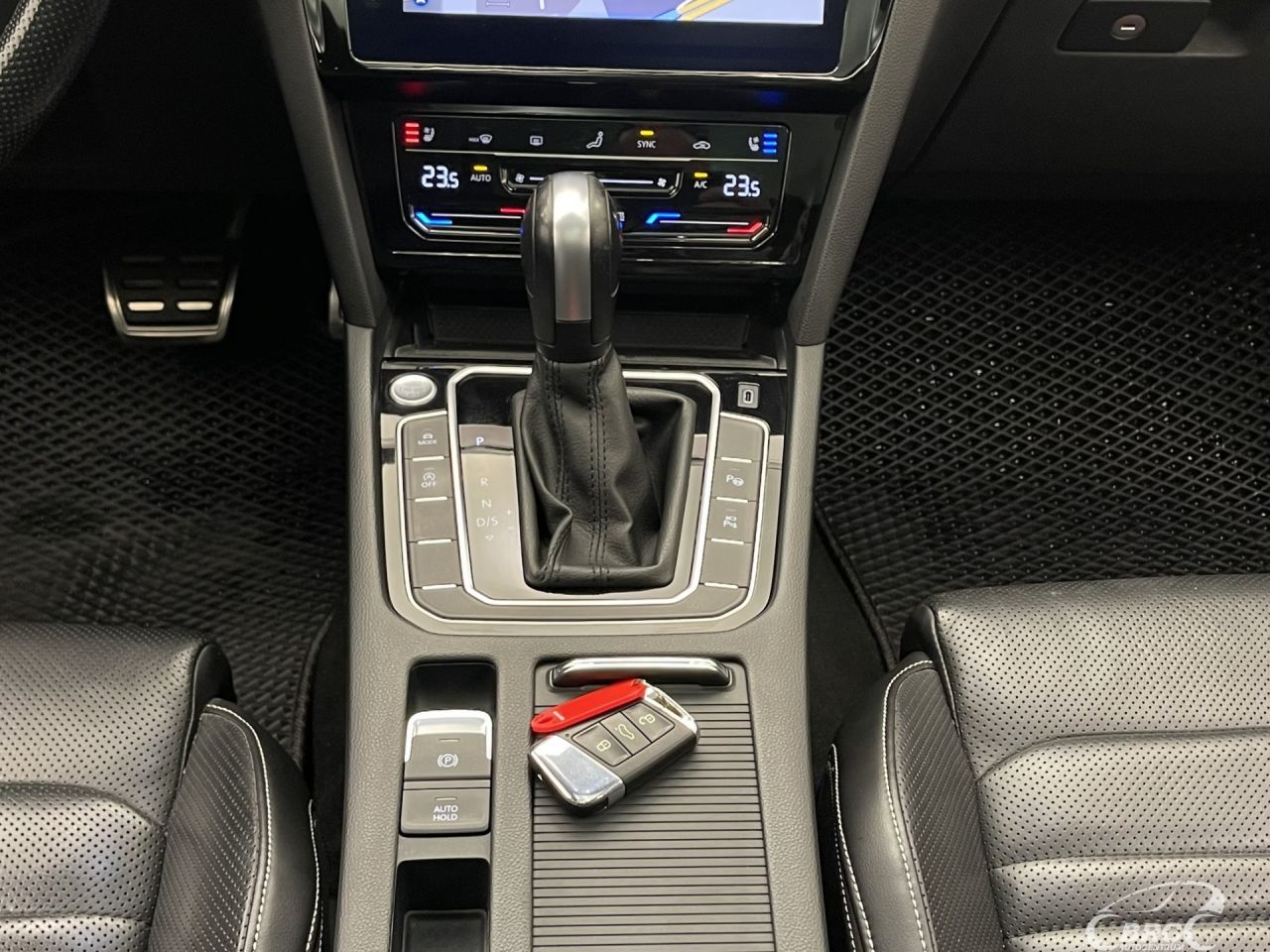 Volkswagen Passat | 19