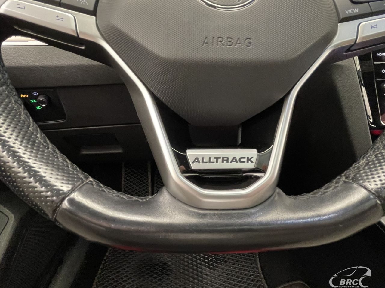 Volkswagen Passat | 32