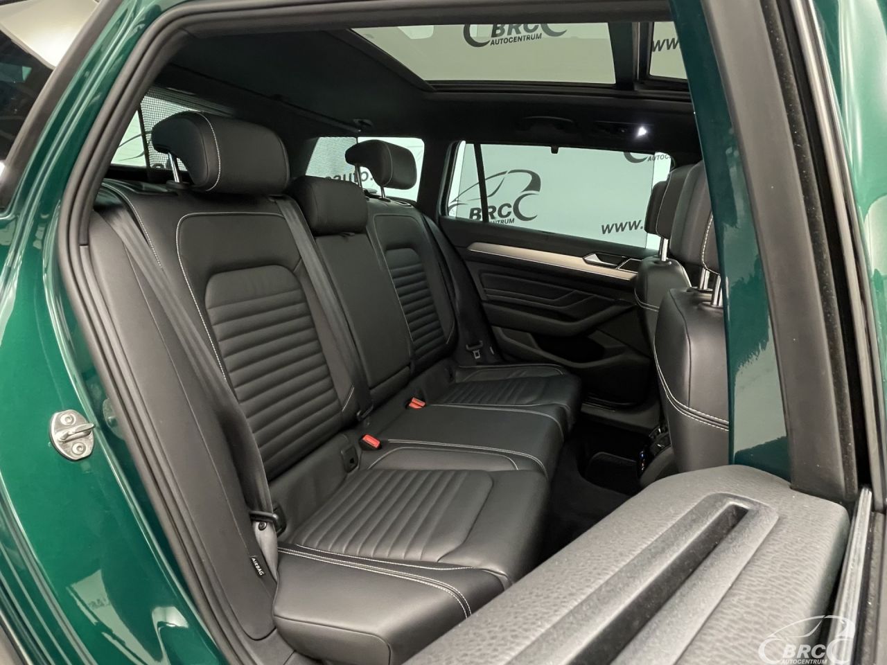 Volkswagen Passat | 12