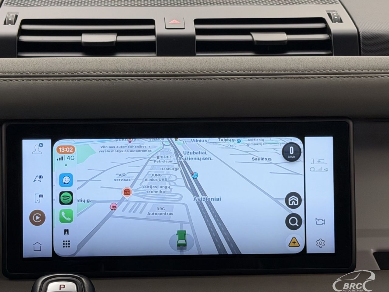 Land Rover Defender | 16