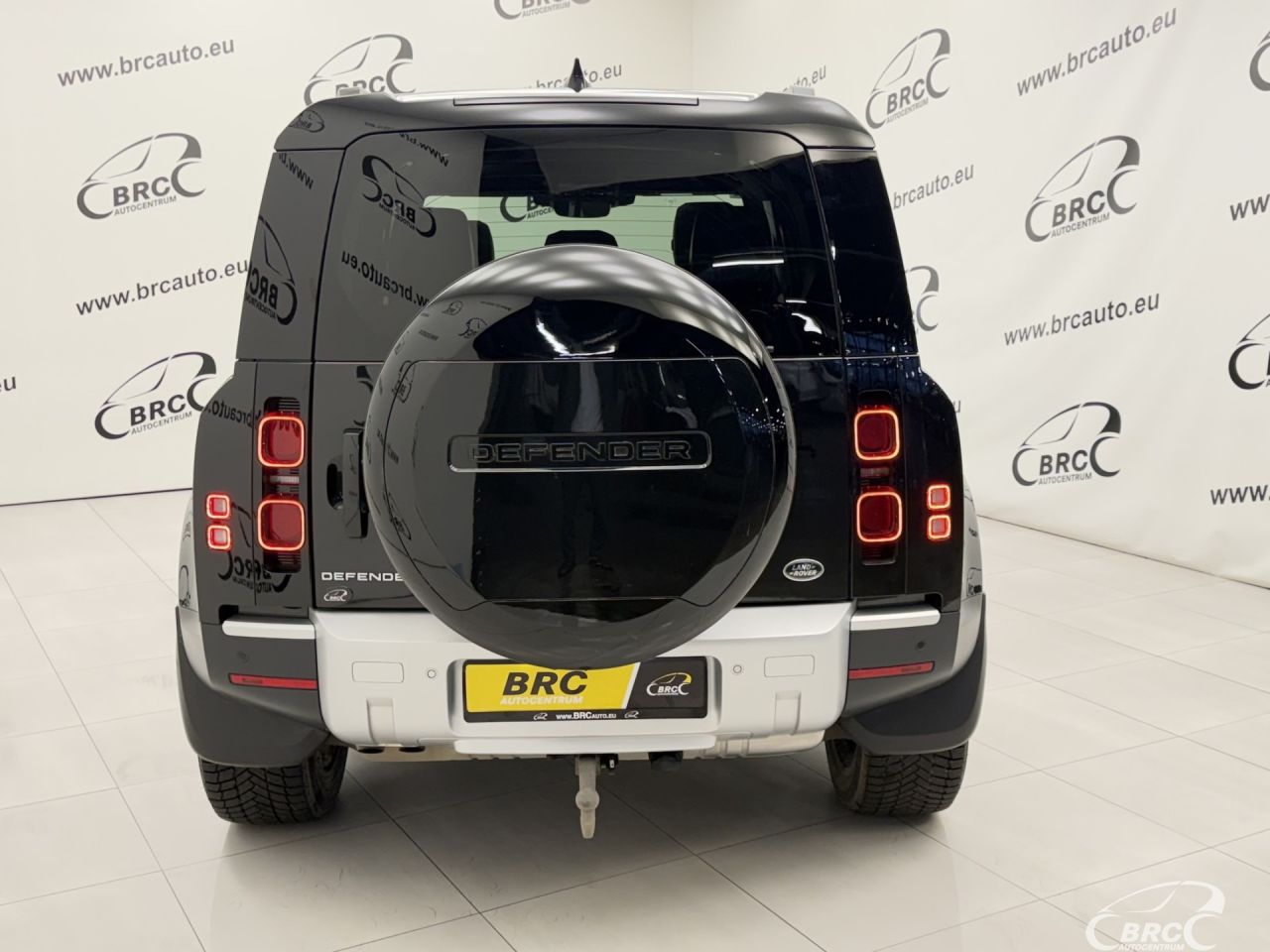 Land Rover Defender | 50