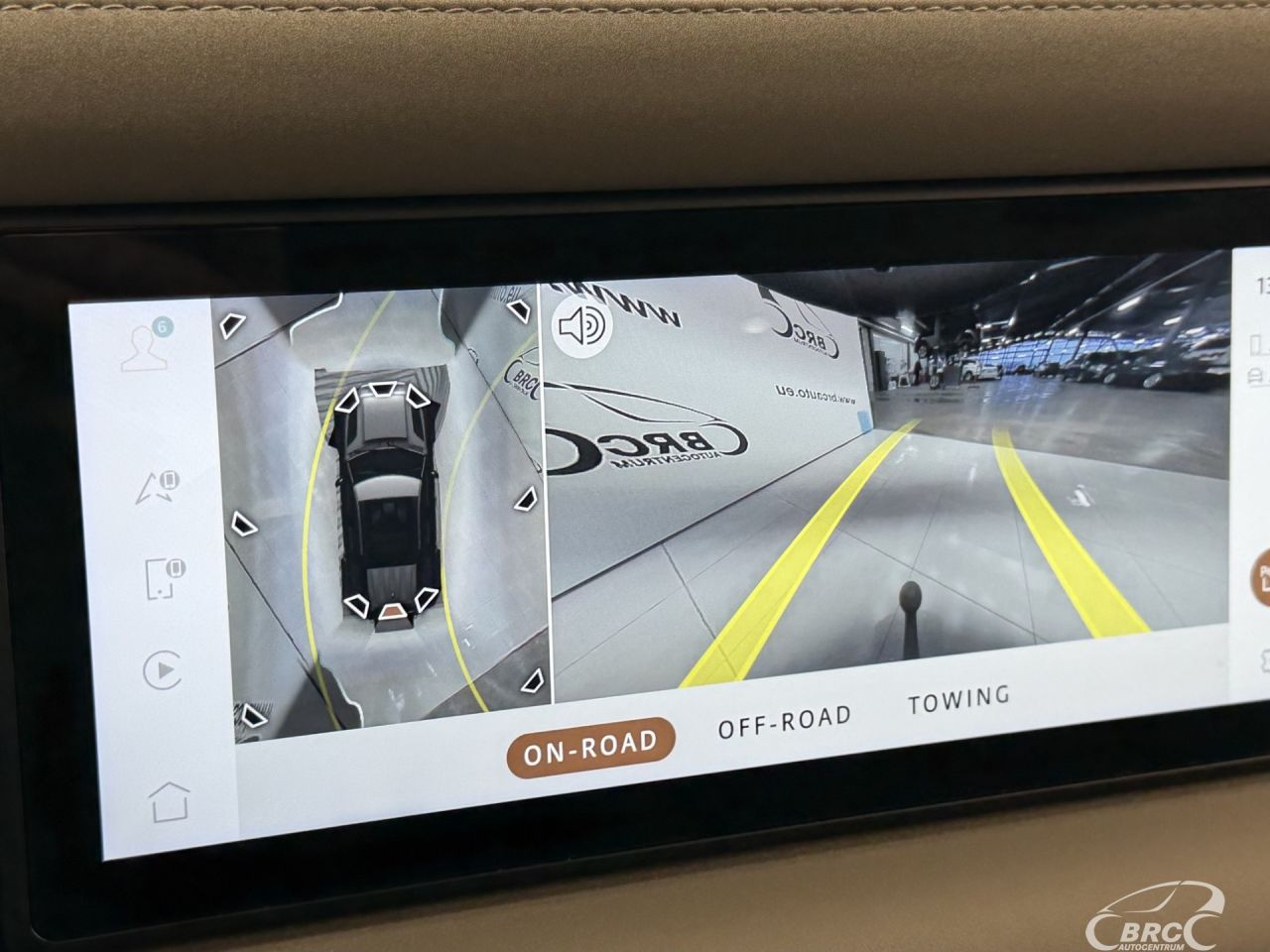 Land Rover Defender | 32