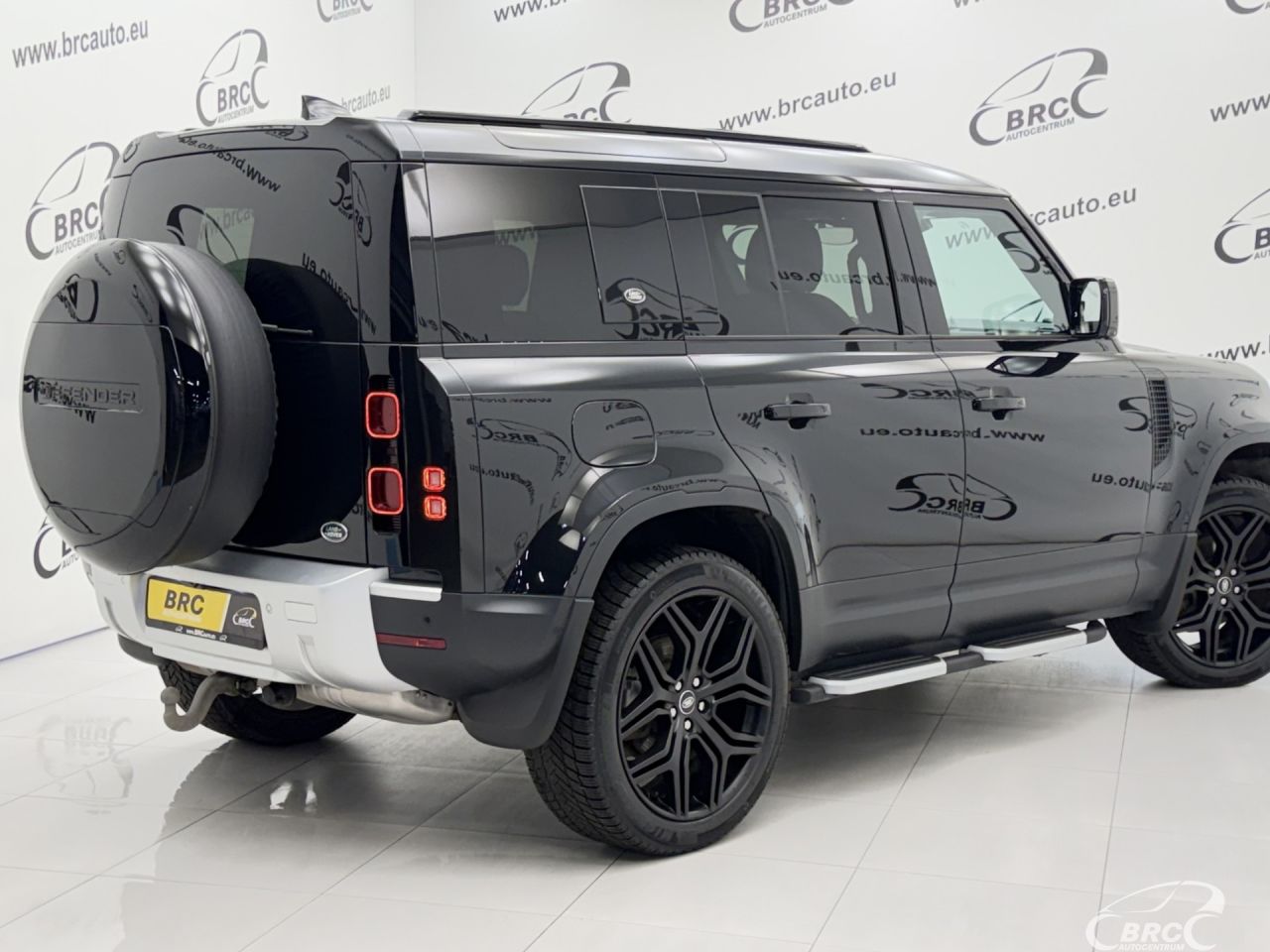 Land Rover Defender | 1