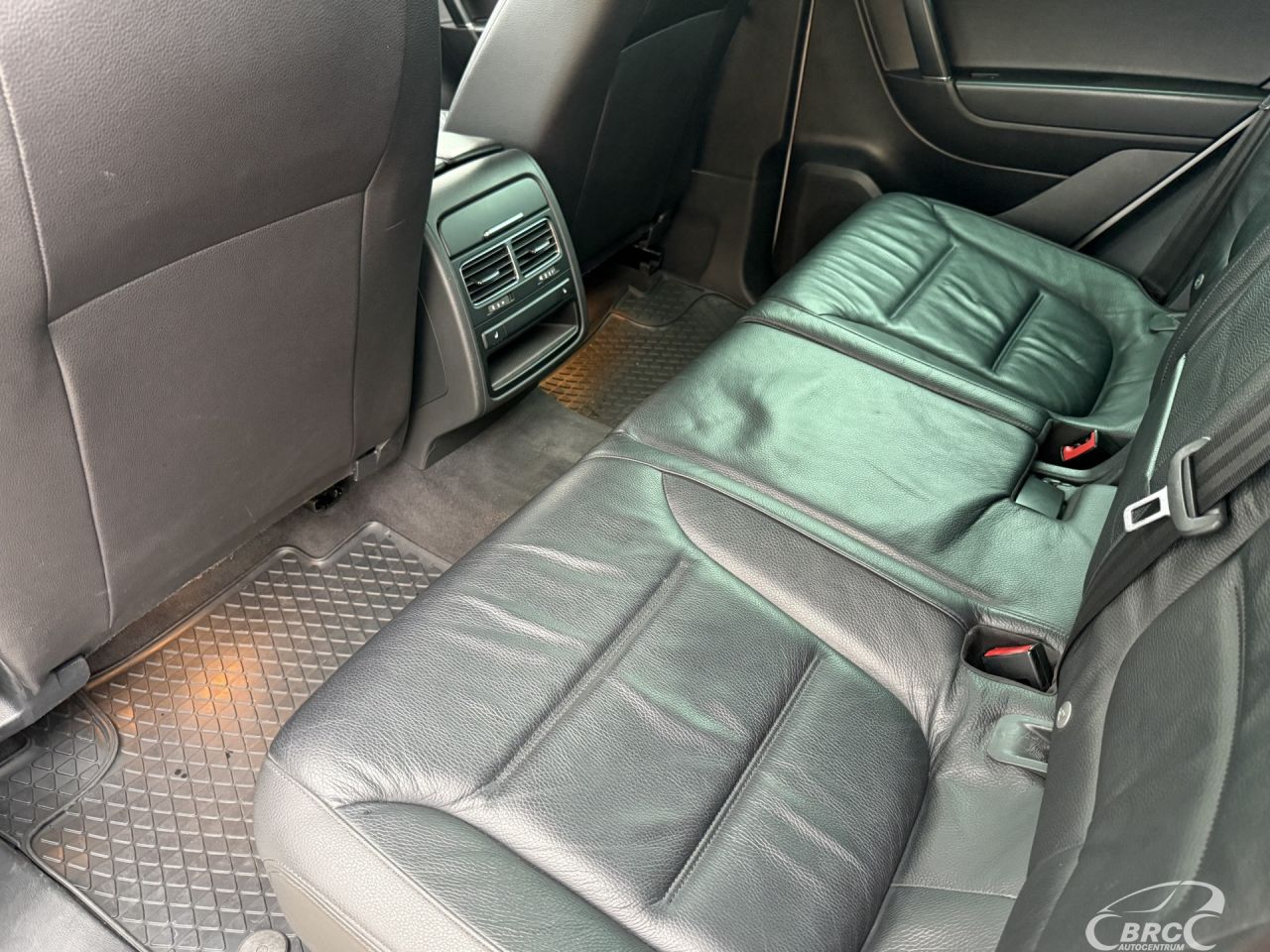 Volkswagen Touareg | 28