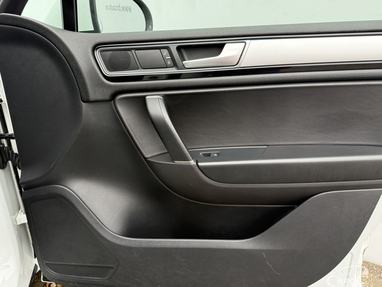 Volkswagen Touareg | 12