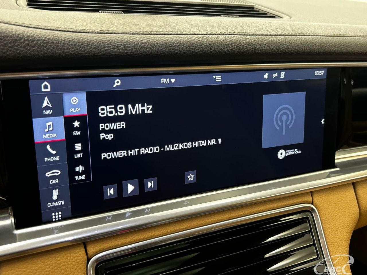 Porsche Panamera | 24