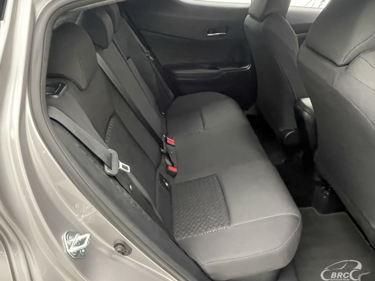 Toyota C-HR | 9