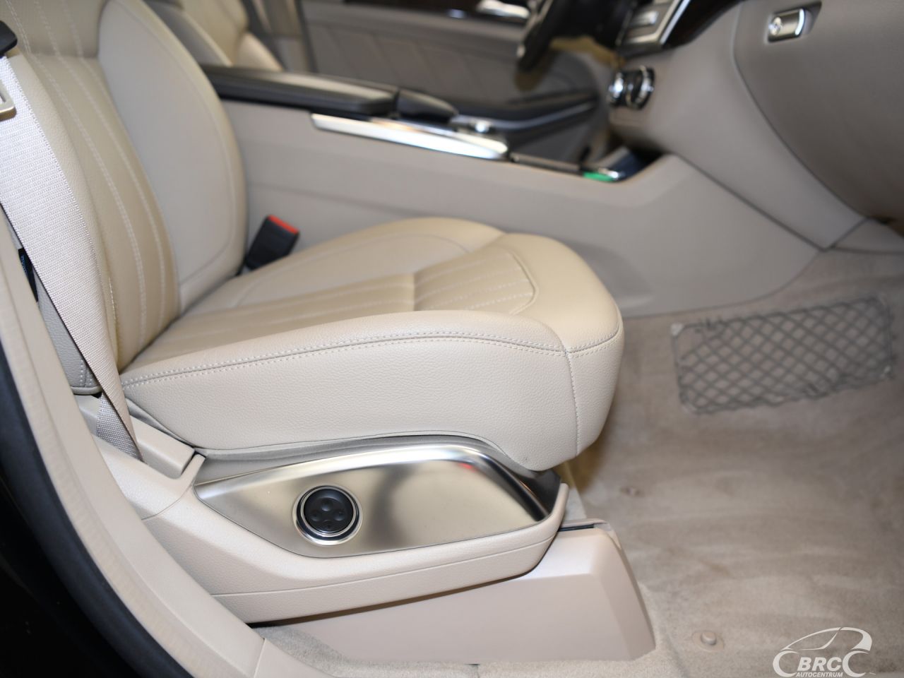 Mercedes-Benz GL450 | 5