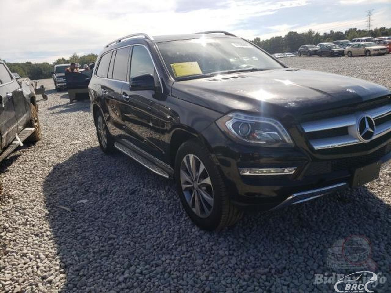 Mercedes-Benz GL450 | 51