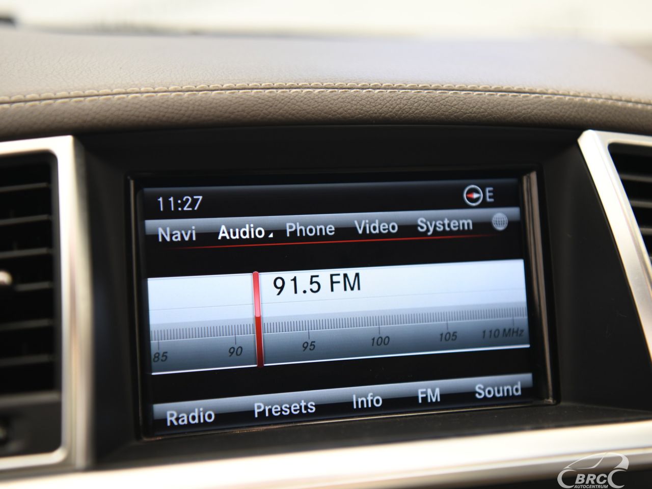 Mercedes-Benz GL450 | 39