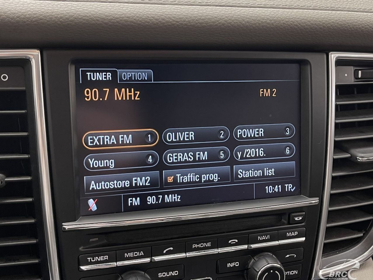 Porsche Panamera | 34