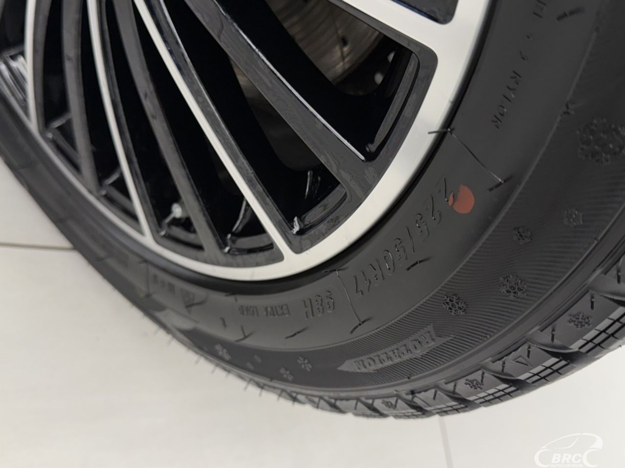 Mercedes-Benz C220 | 44