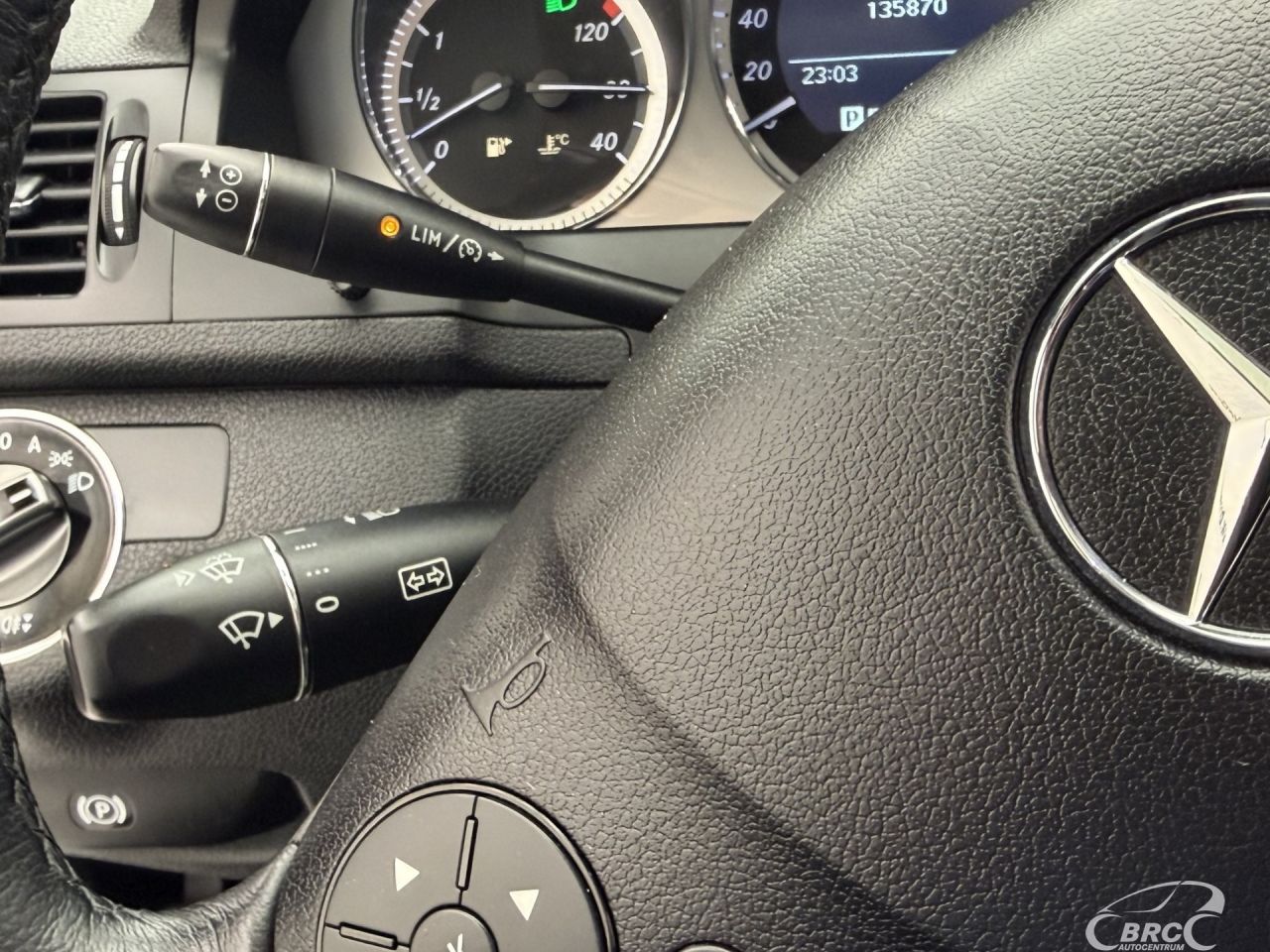 Mercedes-Benz C250 | 38