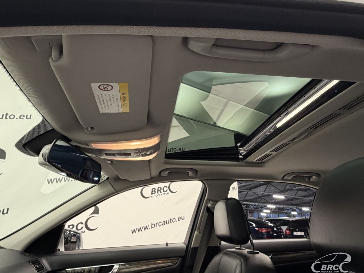 Mercedes-Benz C250 | 25