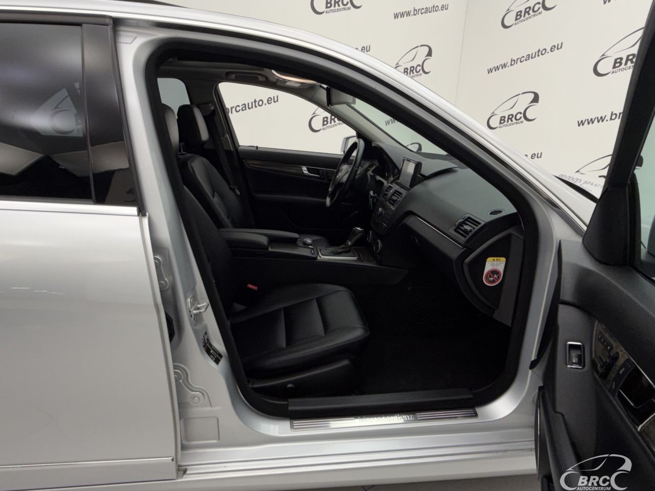 Mercedes-Benz C250 | 3