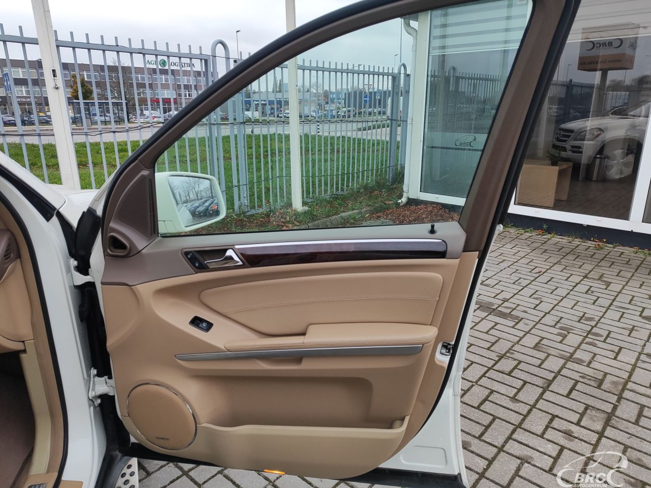 Mercedes-Benz GL450 | 5