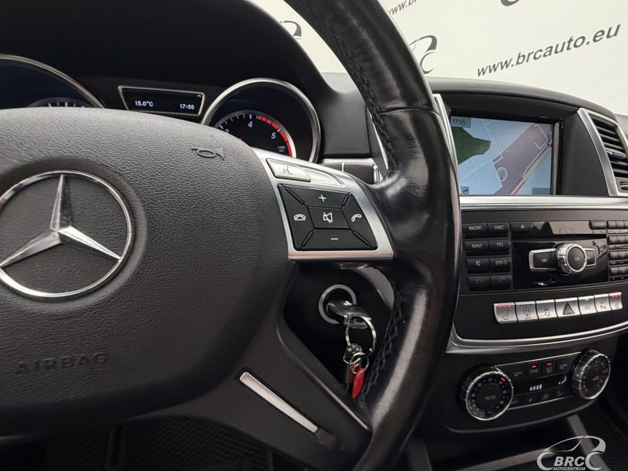 Mercedes-Benz ML350 | 30