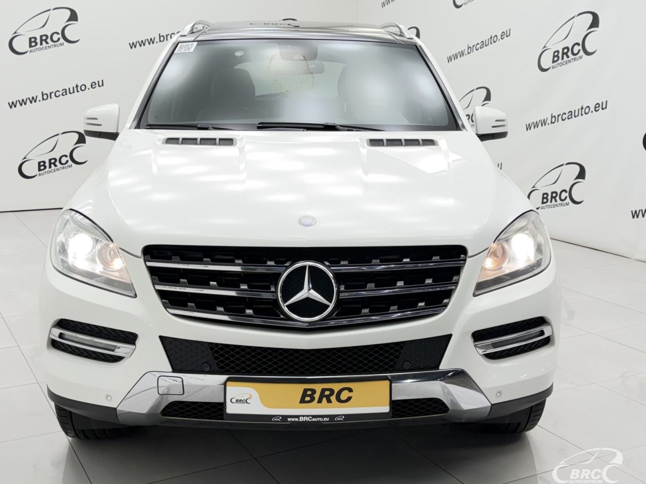 Mercedes-Benz ML350 | 47