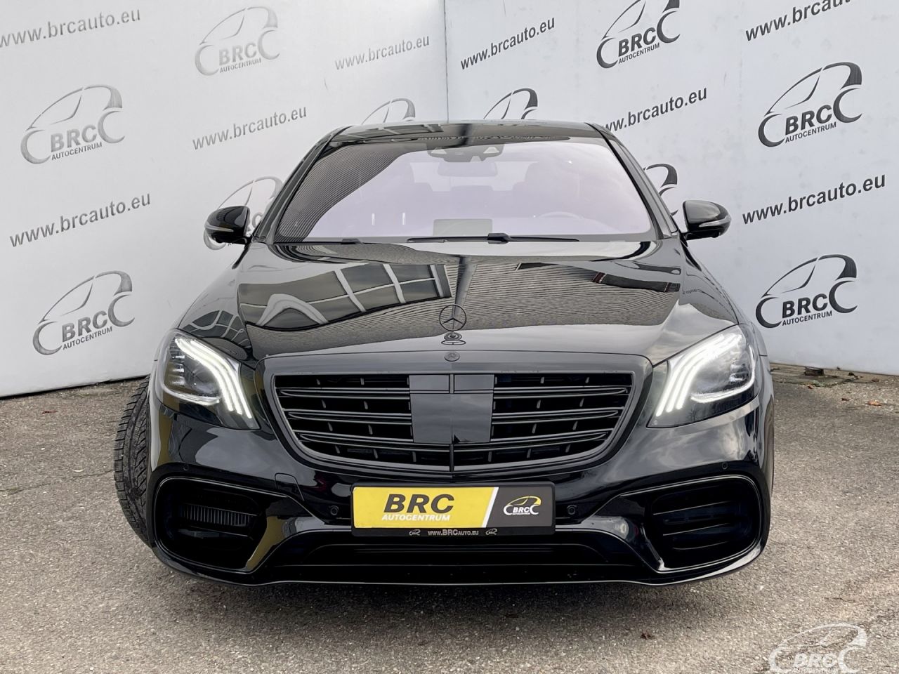 Mercedes-Benz S500 | 52