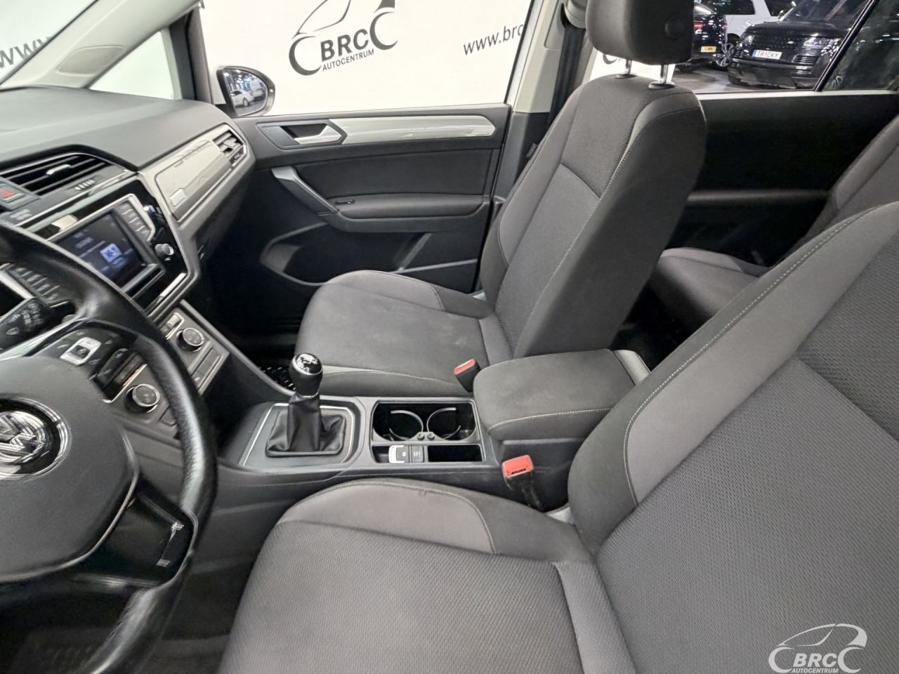 Volkswagen Touran | 23