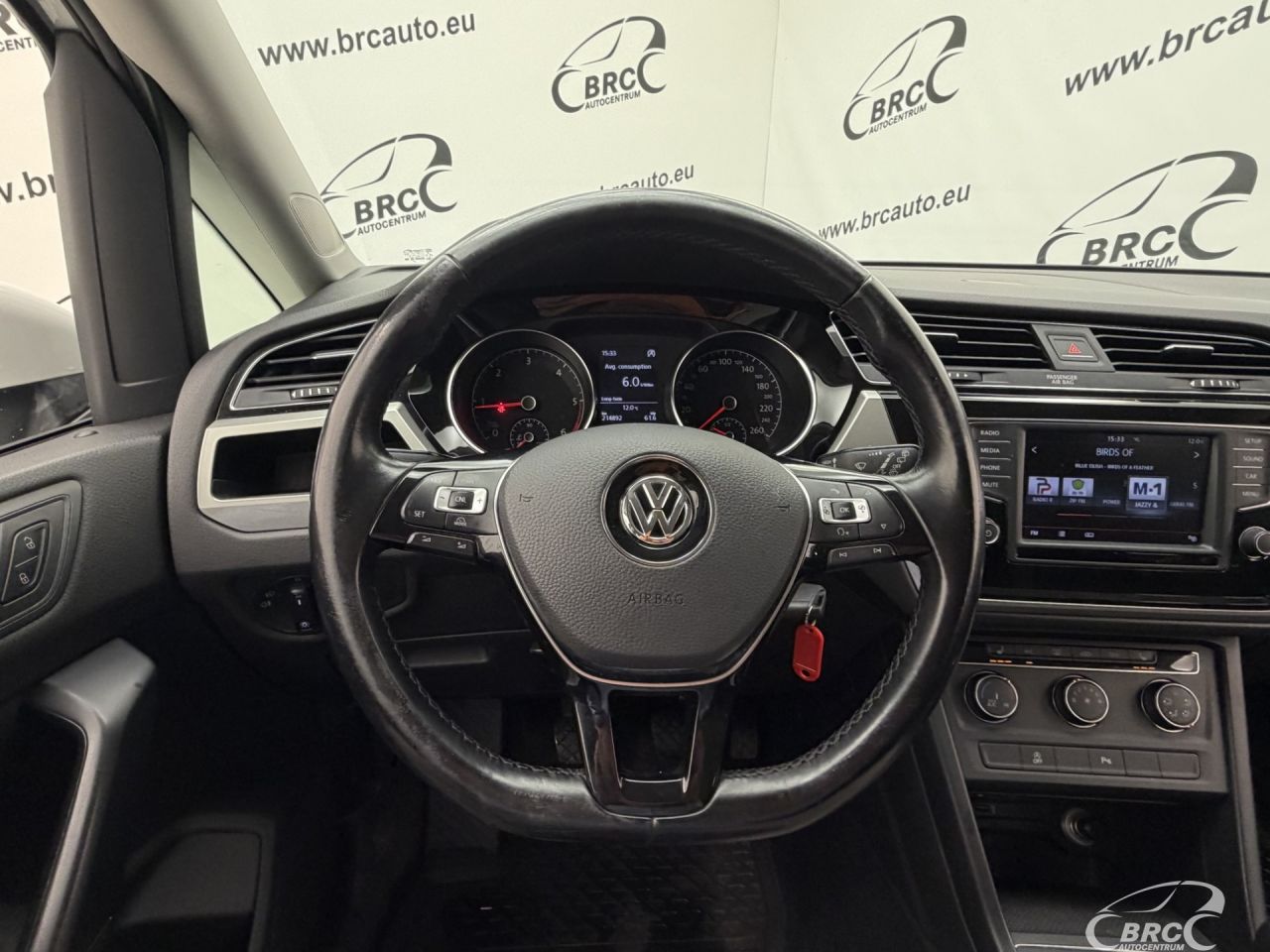 Volkswagen Touran | 26