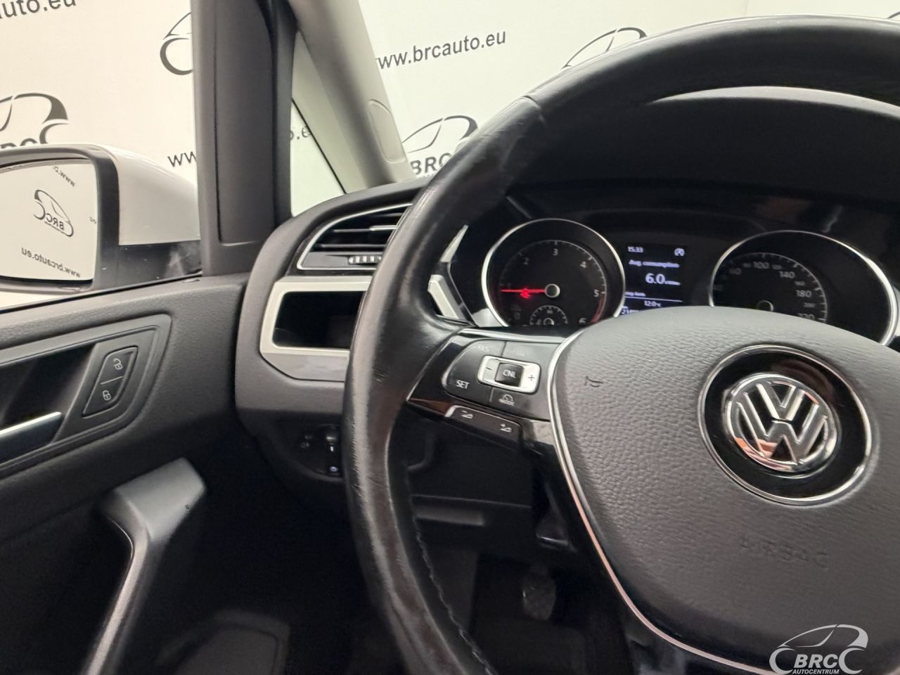 Volkswagen Touran | 28