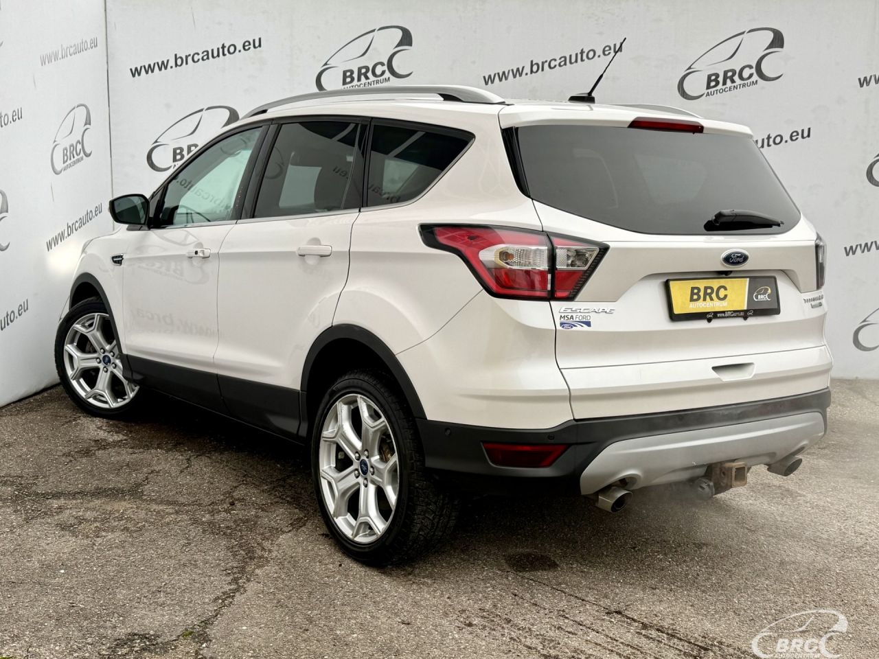 Ford Escape | 44