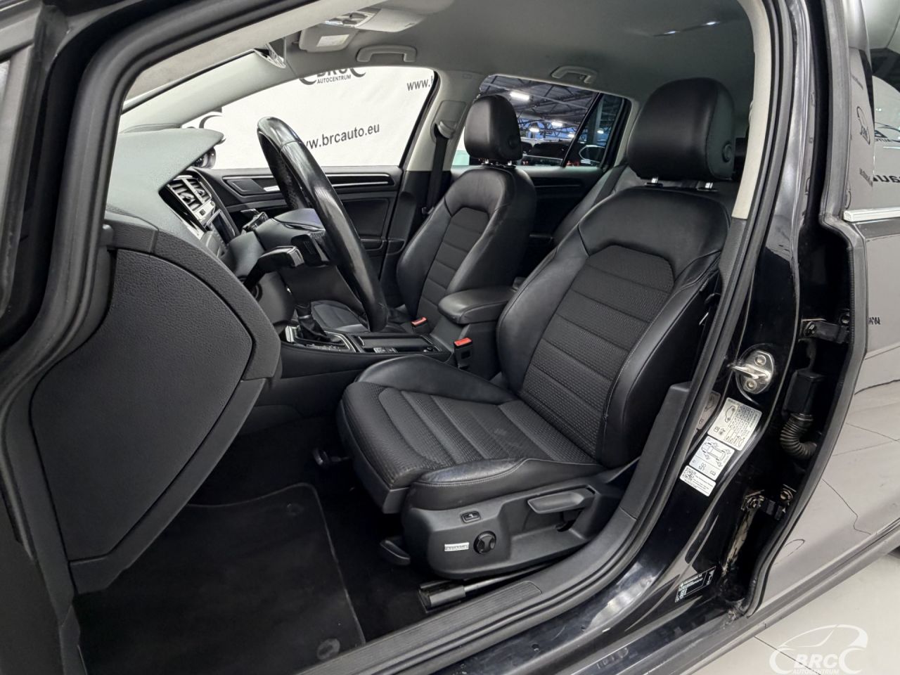 Volkswagen Golf | 22