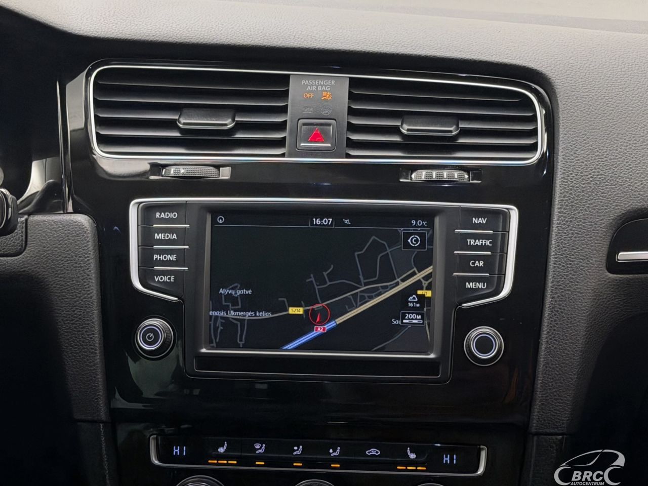 Volkswagen Golf | 15