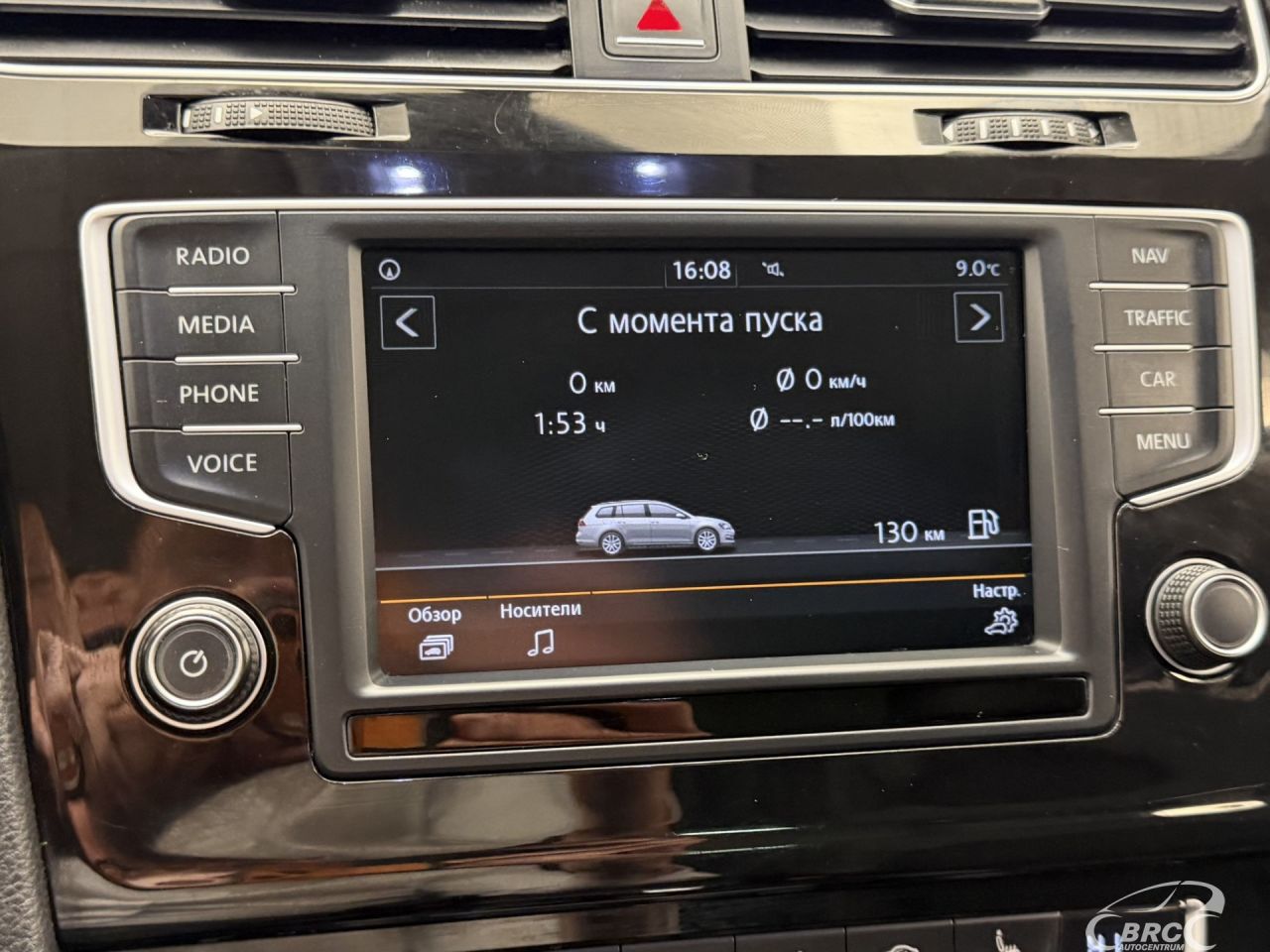 Volkswagen Golf | 37