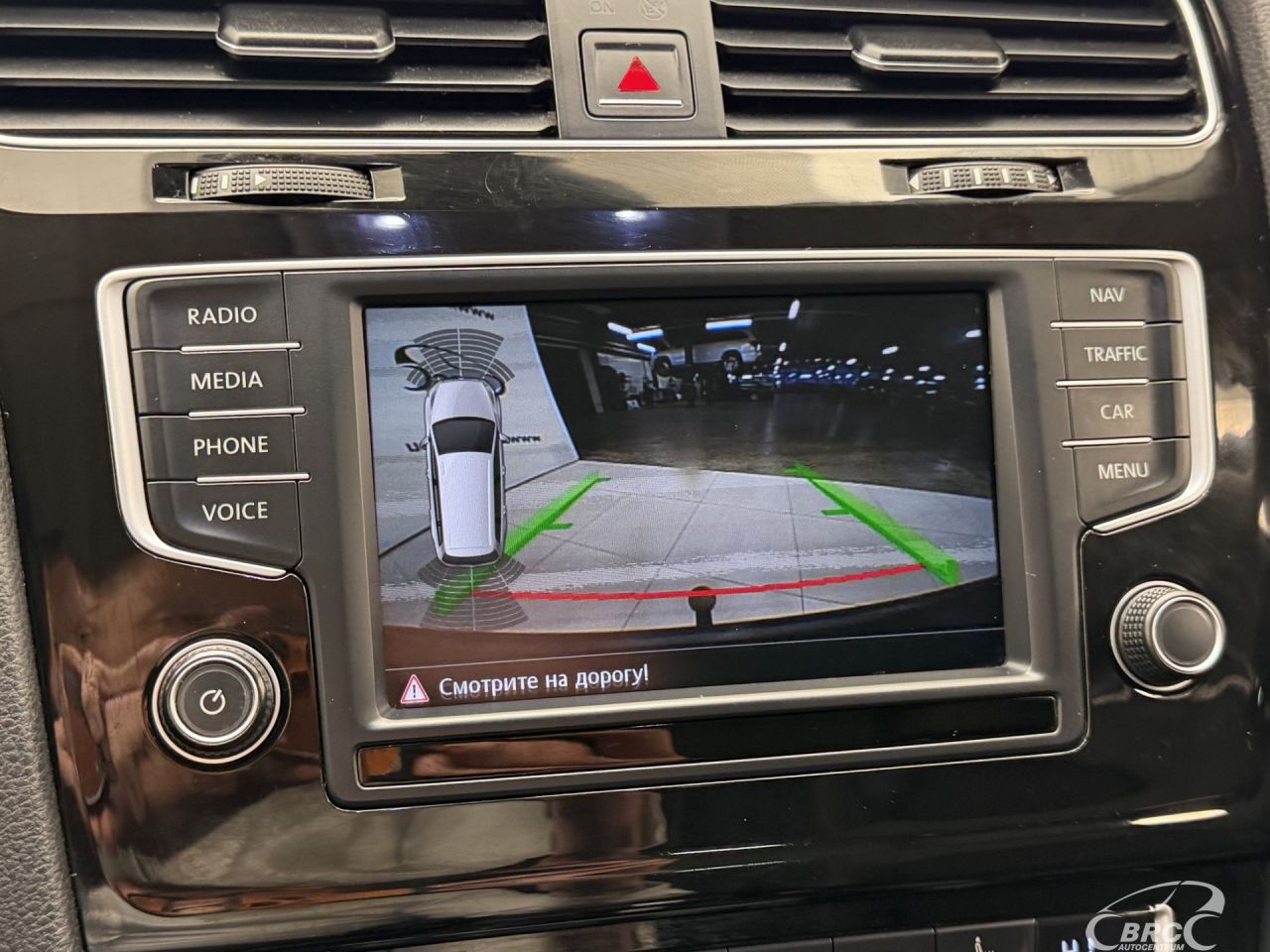 Volkswagen Golf | 33