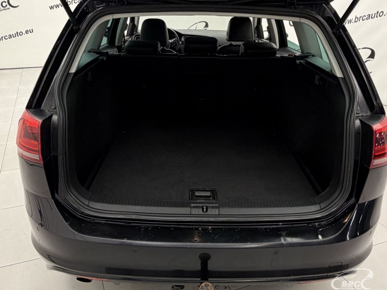 Volkswagen Golf | 53