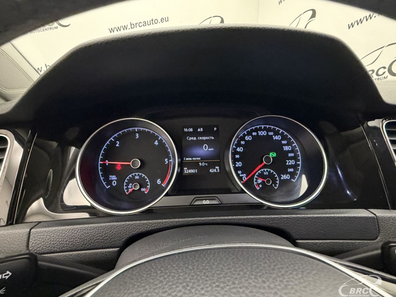 Volkswagen Golf | 30