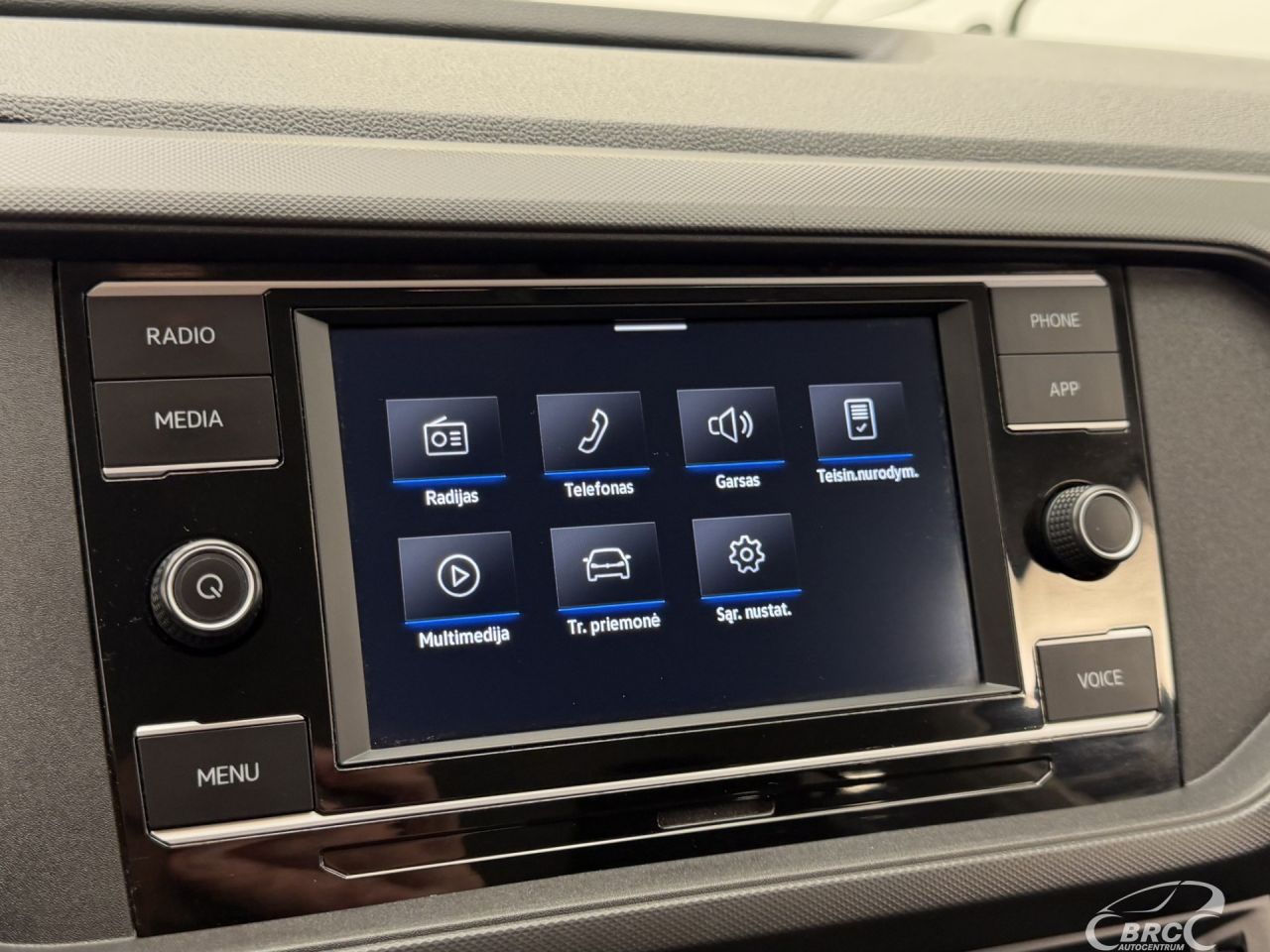 Volkswagen T-Cross | 38