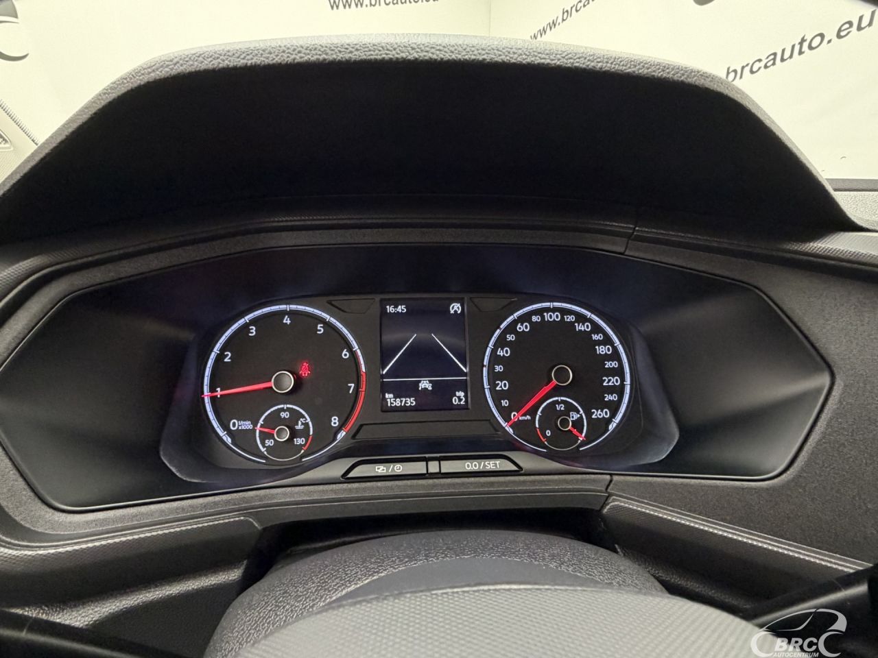 Volkswagen T-Cross | 33