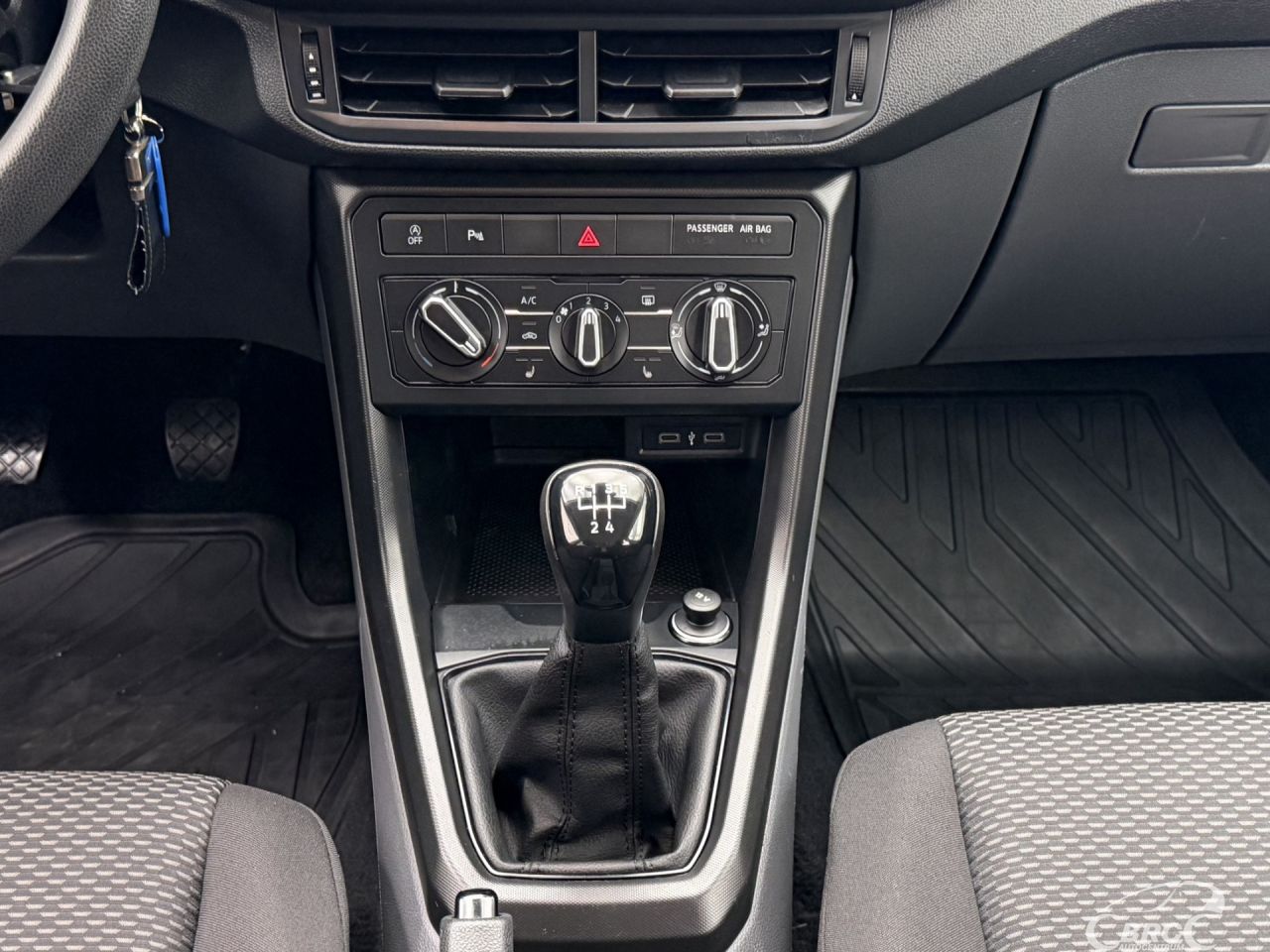 Volkswagen T-Cross | 16