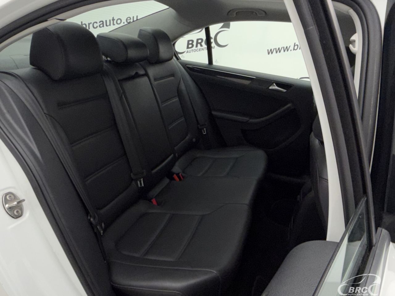 Volkswagen Jetta | 19