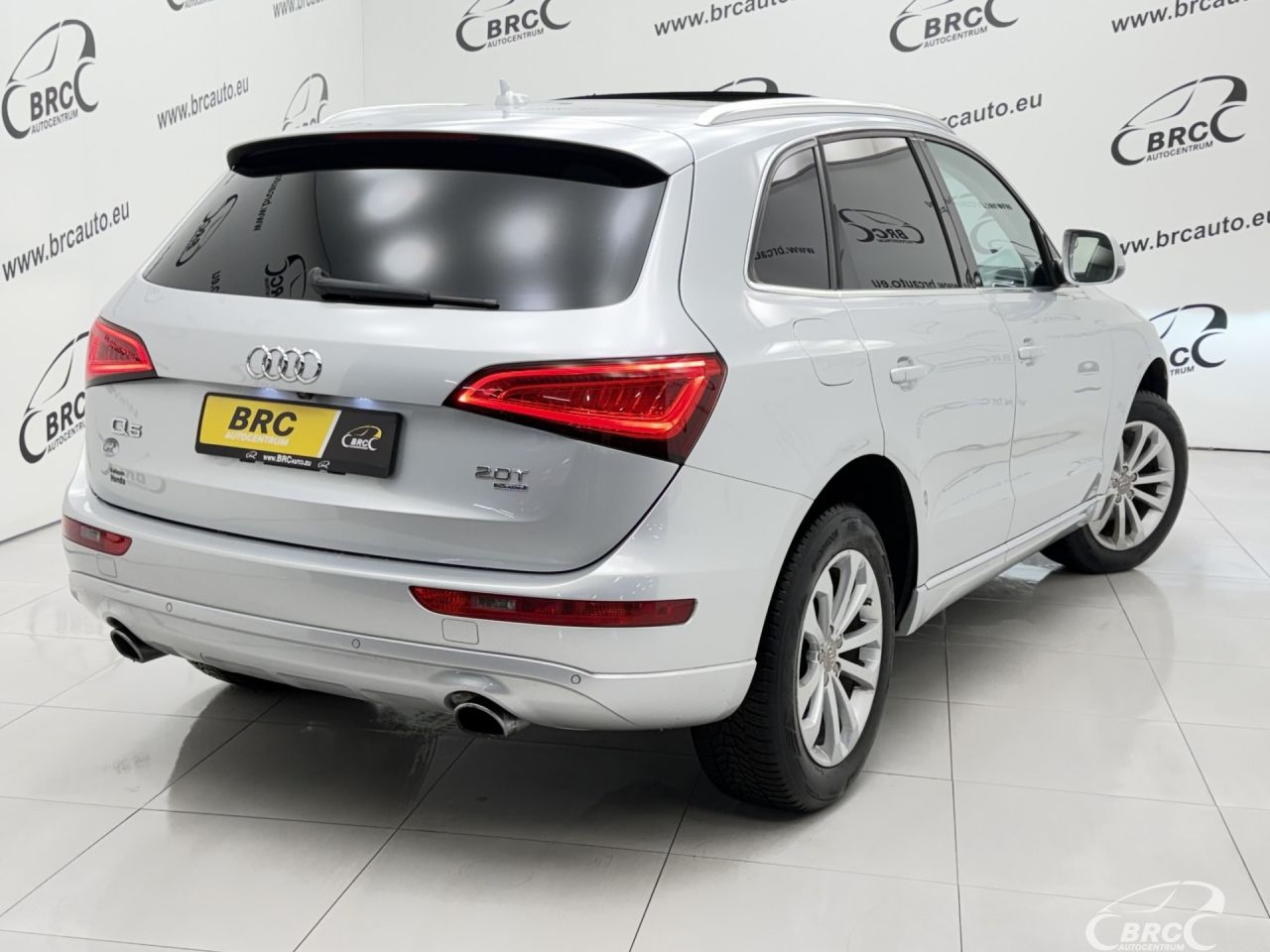 Audi Q5 | 48