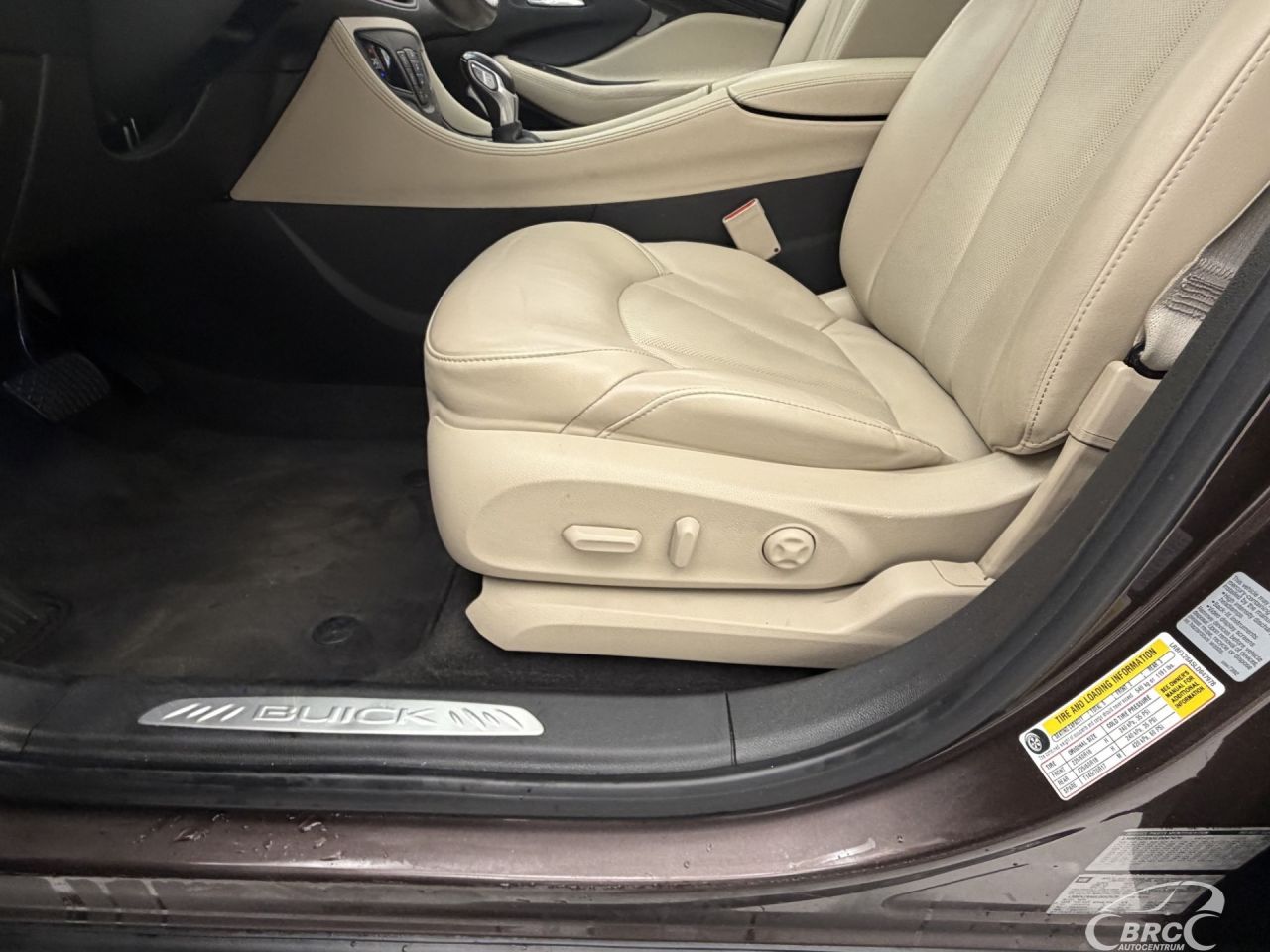 Buick Envision | 22