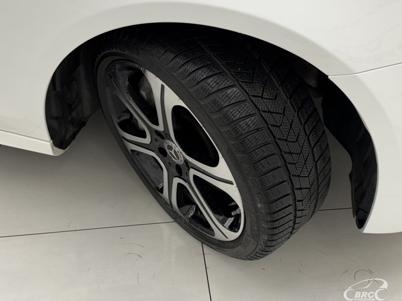 Mercedes-Benz E400 | 47