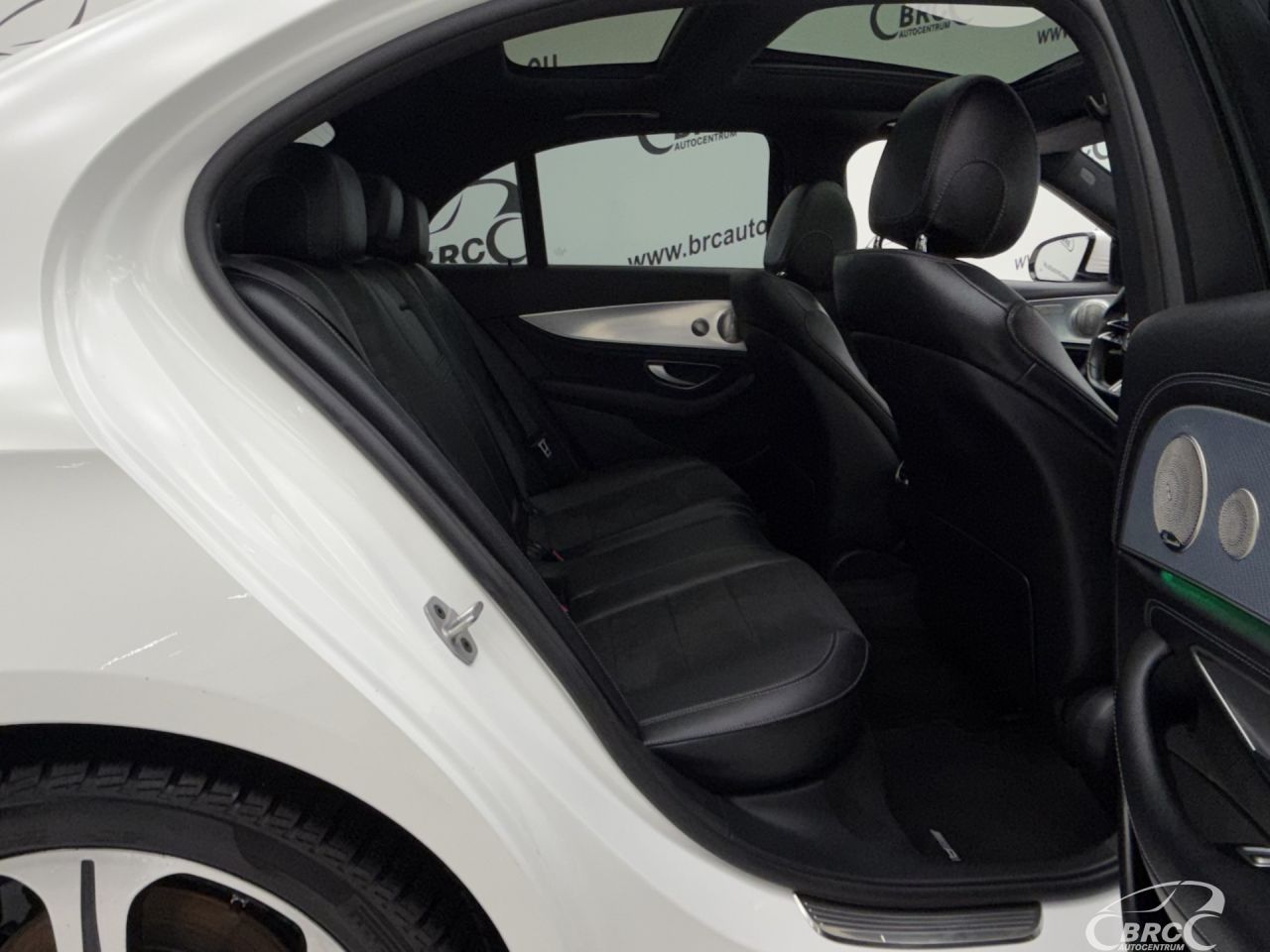 Mercedes-Benz E400 | 9