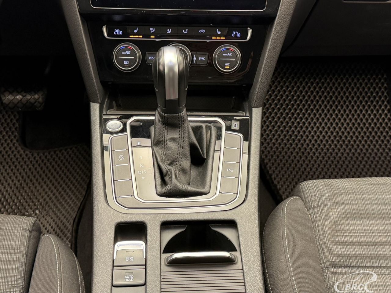 Volkswagen Passat | 17