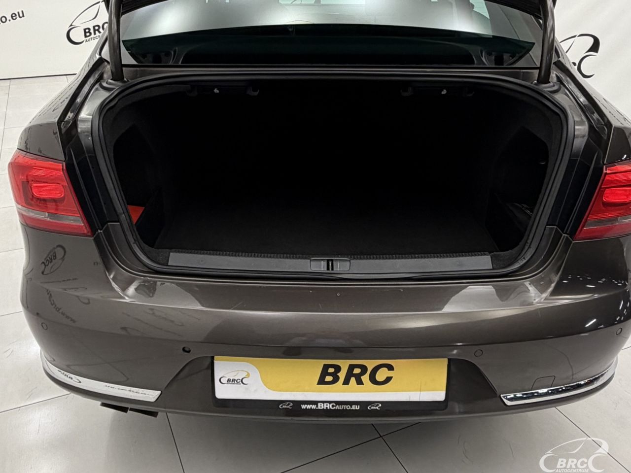 Volkswagen Passat | 90